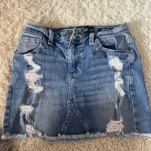 Hollister Jean skirt. Size 00 23w.